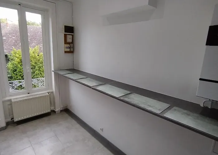 La Batisse De Bed and Breakfast *
